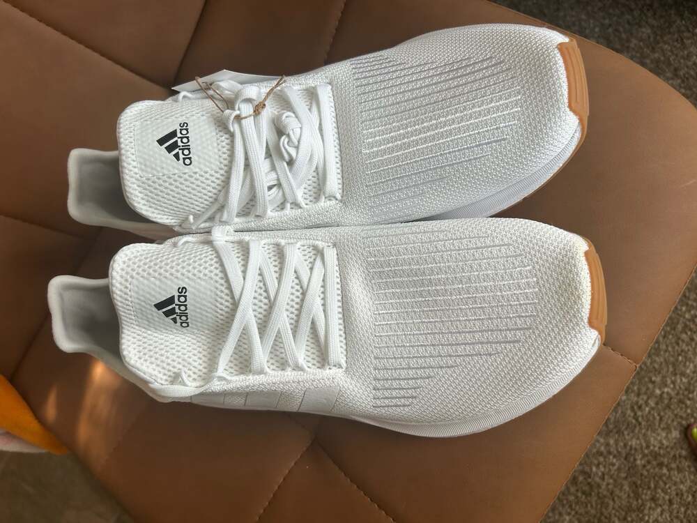 Adidas Men's Swift Run 1.0 Lifestyle Sneakers in Cloud White/Gum (IE7475) - Picture 12 of 12